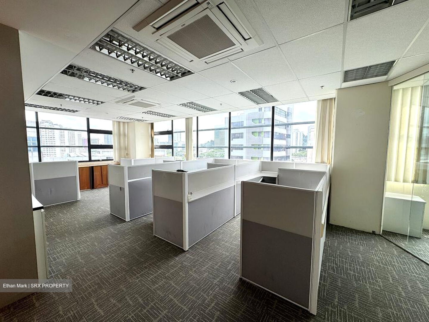 E-centre @ Redhill (D3), Factory #519477201